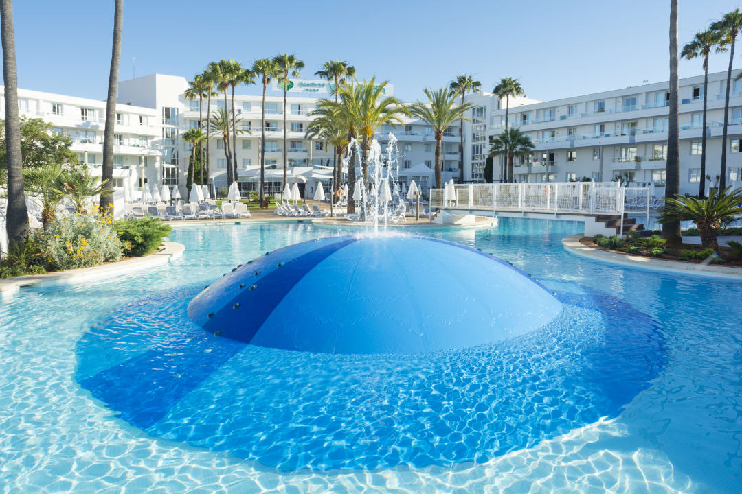 Pool Protur Vista Badia Aparthotel