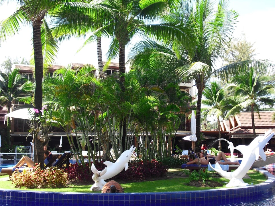 Die Ruheinsel im Pool Best Western Premier Bangtao Beach Resort & Spa