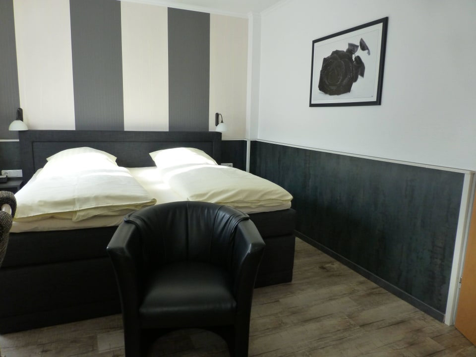 Hotelzimmer Hotel Rüstersieler Hof