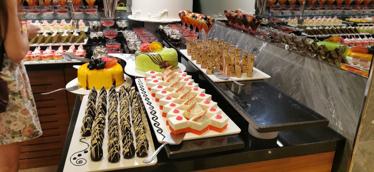 Gastro Diamond Hill Resort Hotel