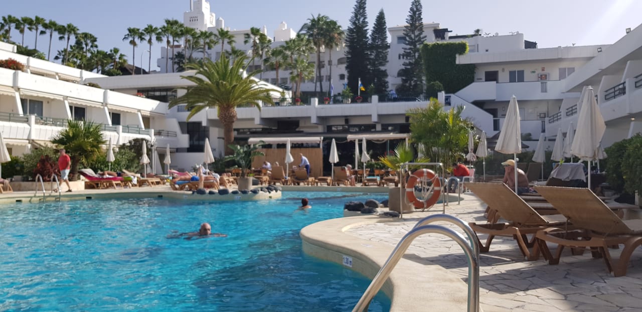 Pool HOVIMA Panorama