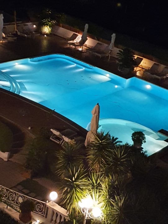 Pool Grand Hotel La Medusa