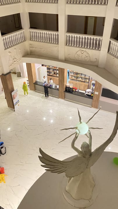 Lobby Mira Meridia Beach Hotel