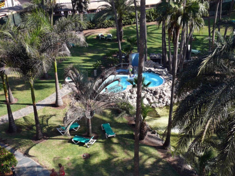 Jacuzzi Bereich Hotel Riu Palace Oasis