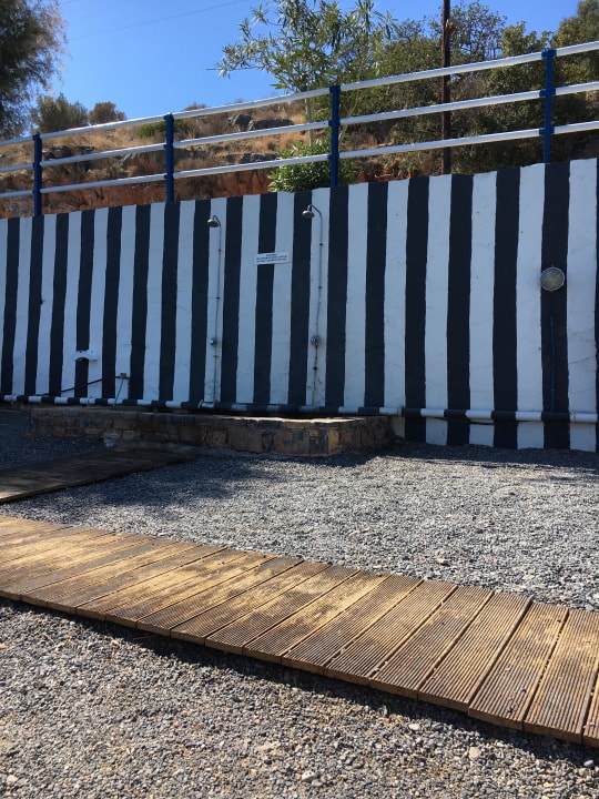 Duschen Domes Aulus Elounda All-Inclusive Resort, Curio Collection by Hilton