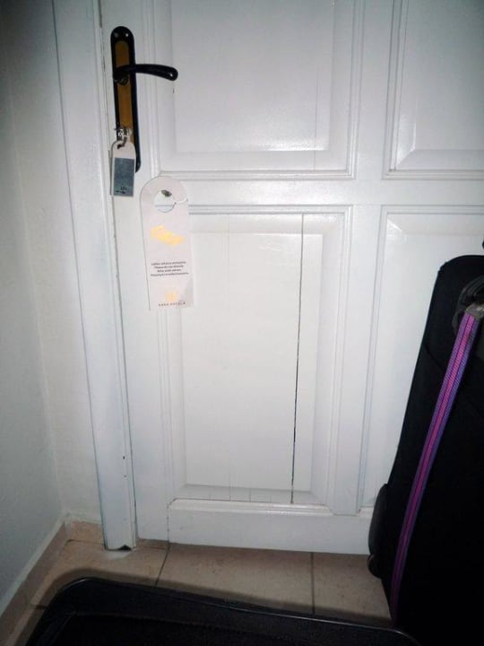 Eingangstür Nebengebäude Incekum Su Hotel