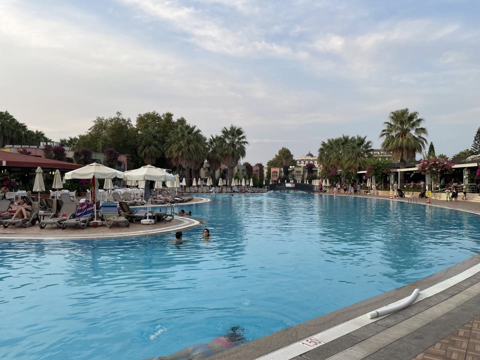 Pool VONRESORT Golden Beach