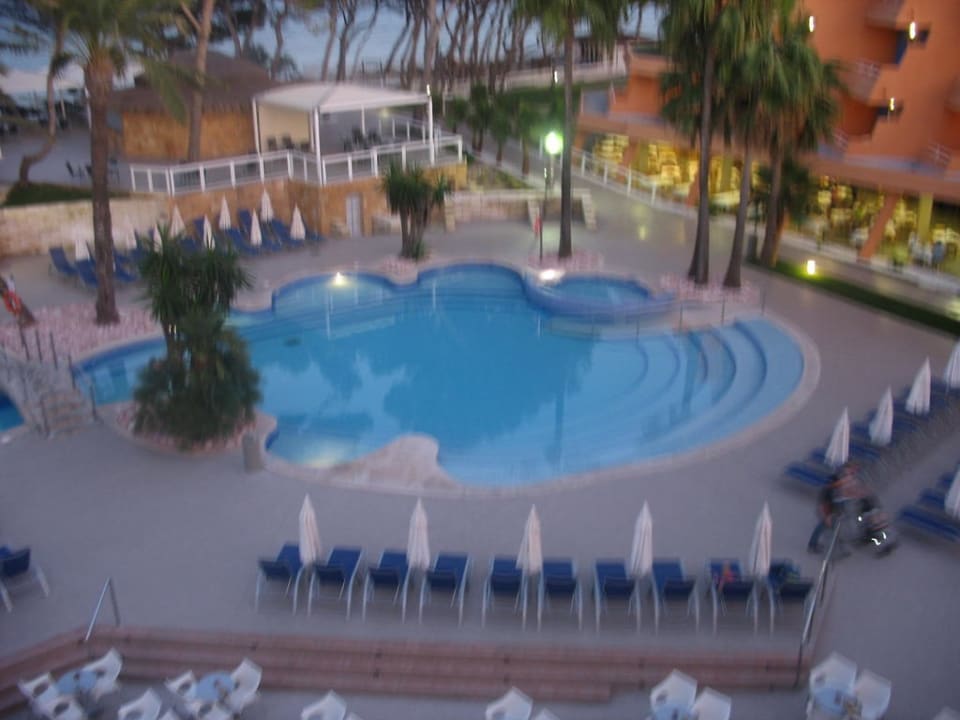 Basen Iberostar Waves Playa de Muro