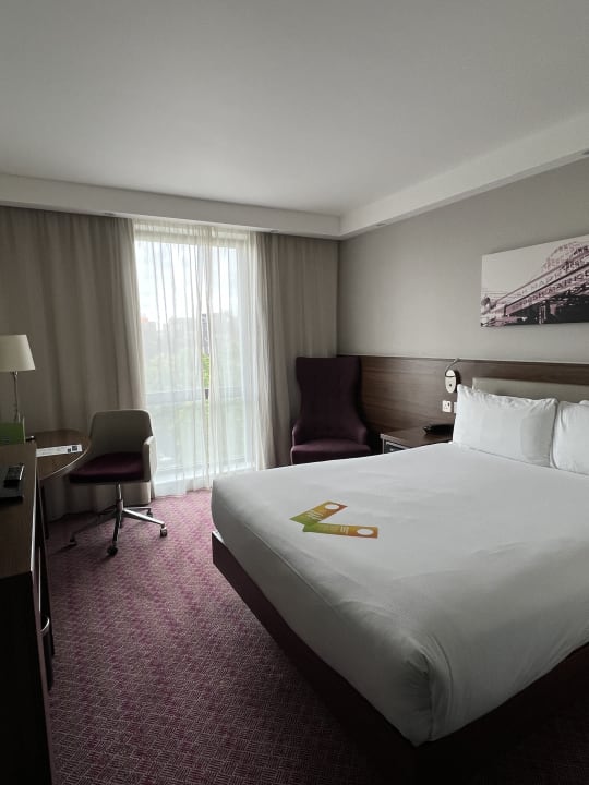 Zimmer Hampton by Hilton London Waterloo