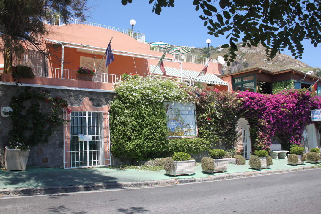 Отель снажужи Hotel Residence Sant' Angelo