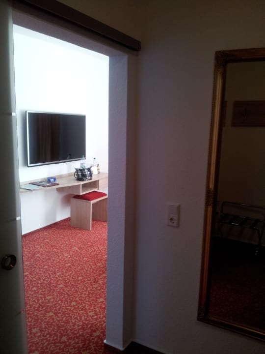 Blick in die Suite aus dem Ankleidezimmer Hotel Petersen