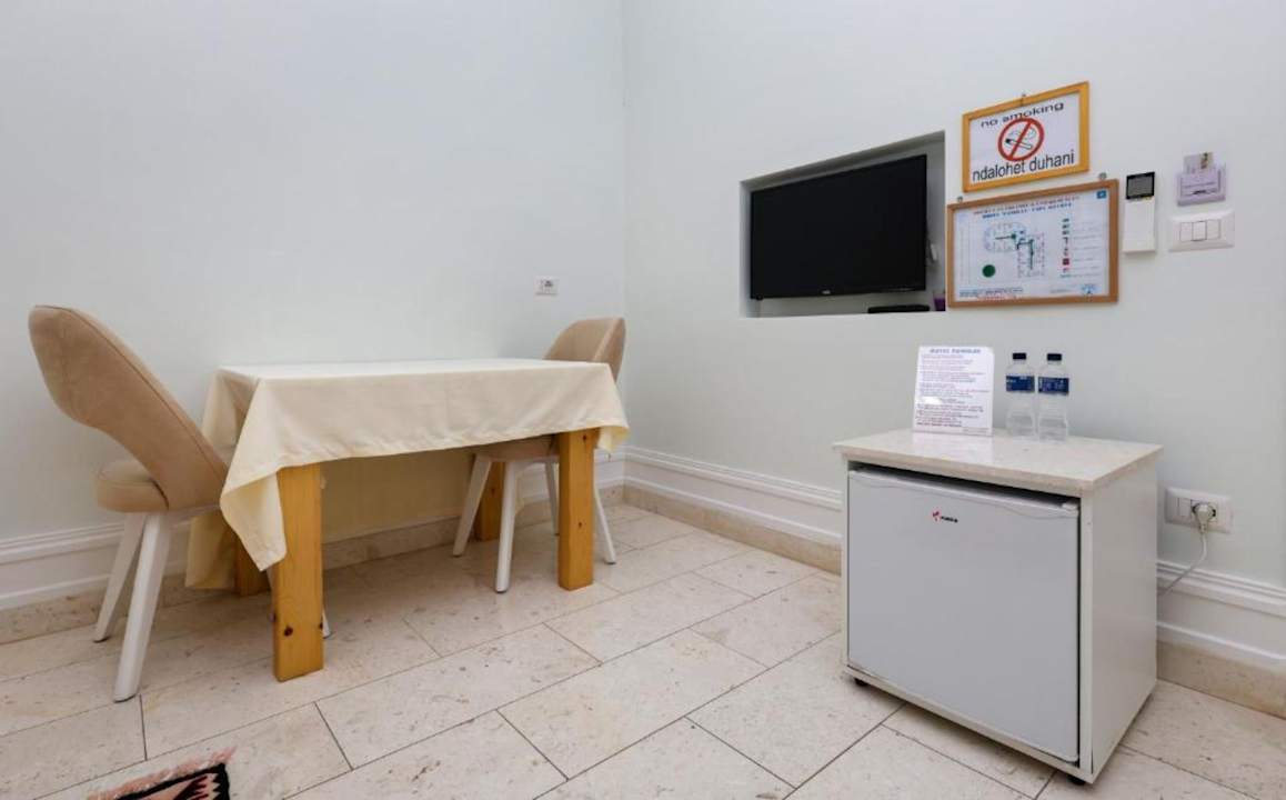 Zimmer Hotel Familja