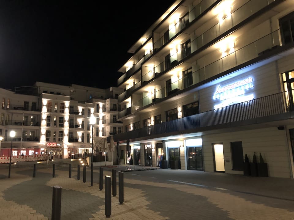 Außenansicht SEETELHOTEL Kaiserstrand Beachhotel