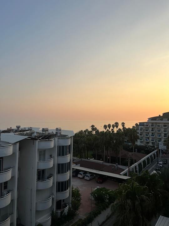 Ausblick Hotel Royal Garden Beach