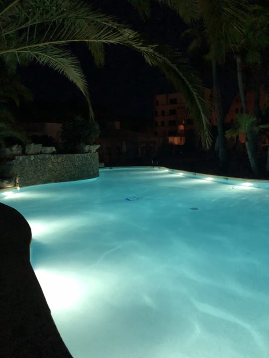 Pool Hotel Rosella by Intelier