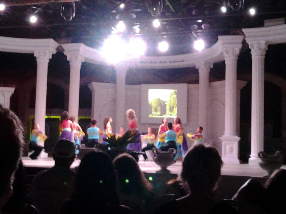 Harem Show Hotel Club Sera