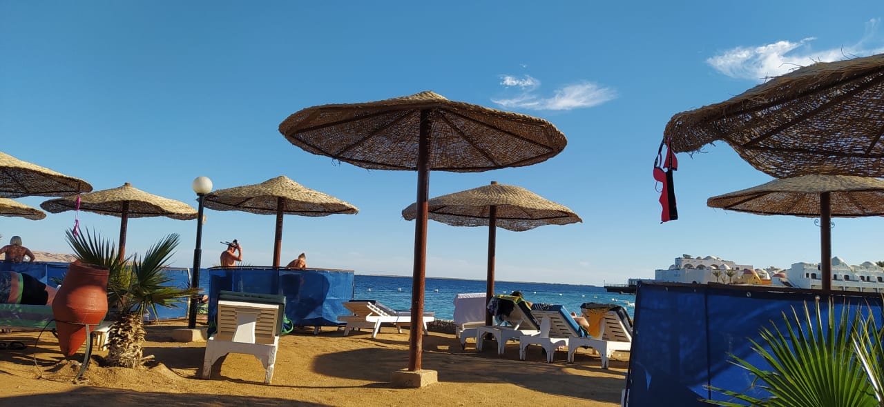 Strand Arabia Azur Resort