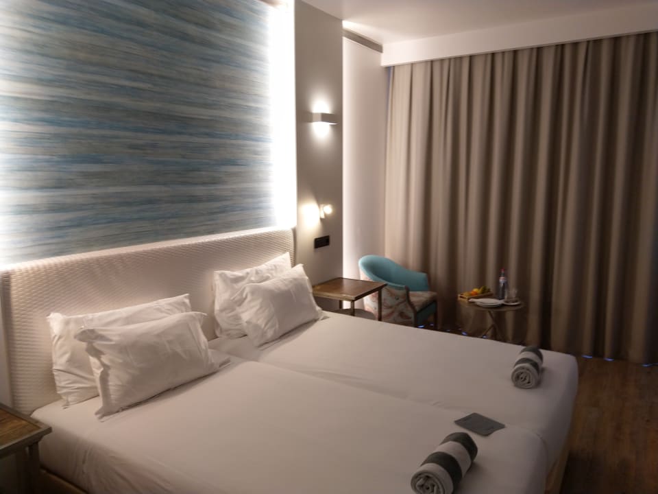 Zimmer Hotel Baia Azul