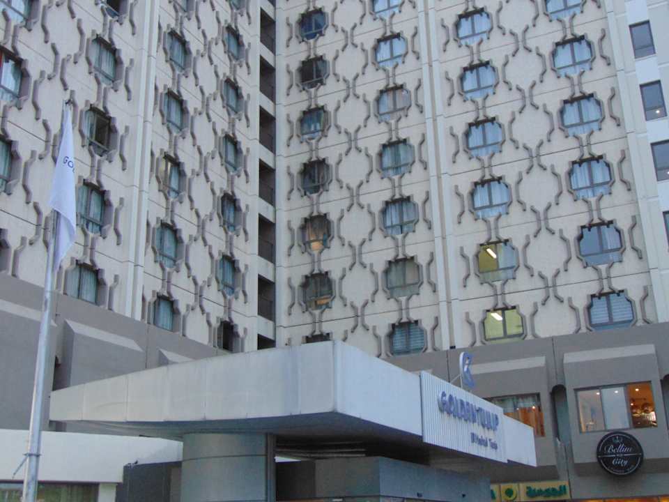 Außenansicht Hotel Golden Tulip El Mechtel