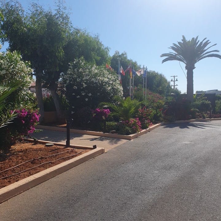 Gartenanlage Anissa Beach & Village