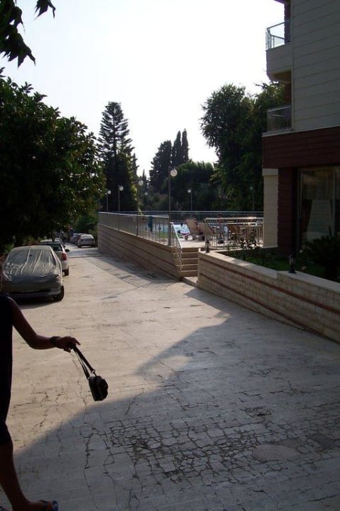 Blick auf den Pool Hotel Sirma