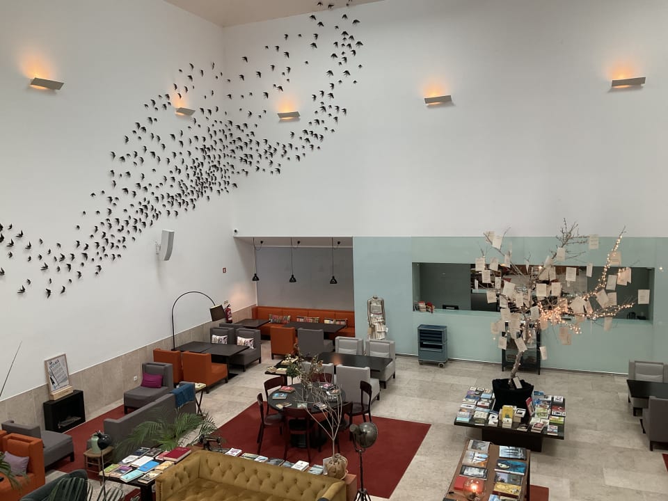 Lobby Pestana Cidadela Cascais - Pousada & Art District