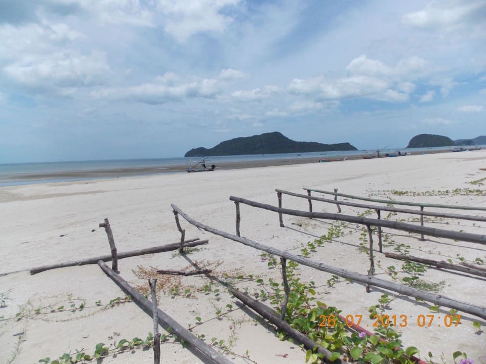 Strand The Beach Village Resort