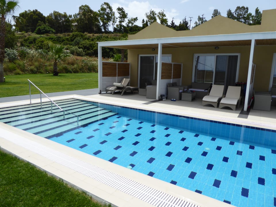 Außenansicht Hotel Kalithea Horizon Royal