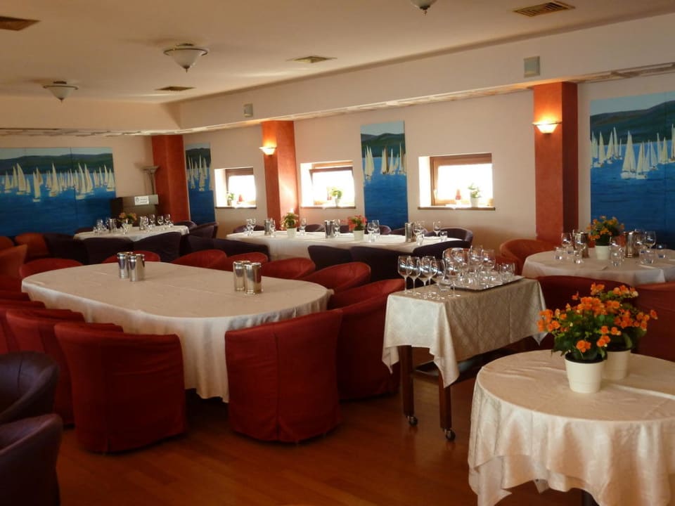 Restaurant 4. Stock Greif Hotel & Spa
