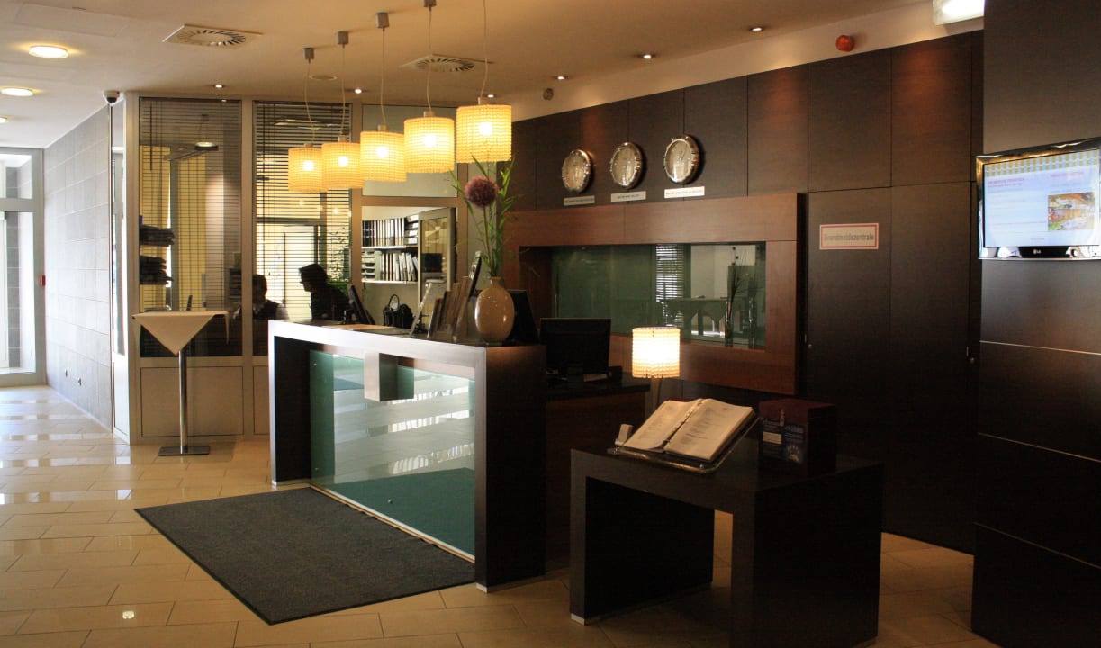 Grosszügige Lobby Hotel Mercure Graz City