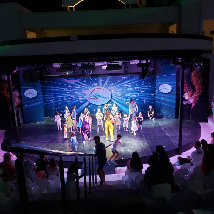 Sport & Freizeit Alba Queen Hotel