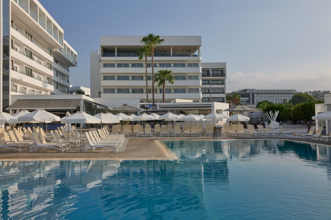 Pool Atlantica Sancta Napa Hotel