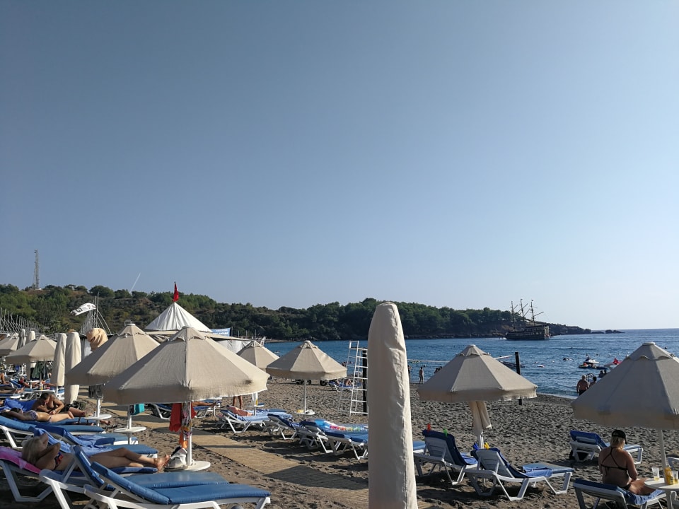 Strand Saphir Resort & Spa