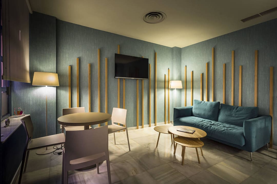 TV Room Hotel Comfort Dauro 2