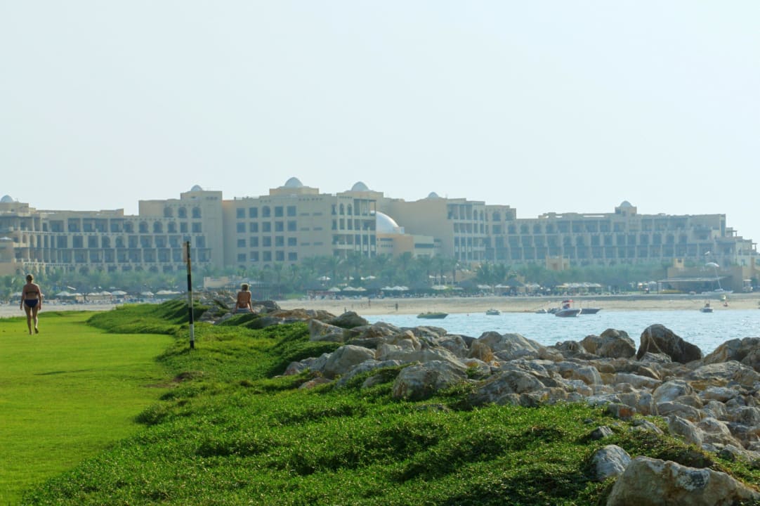 Blick vom anderen Ende der Anlage Rixos Al Mairid Ras Al Khaimah