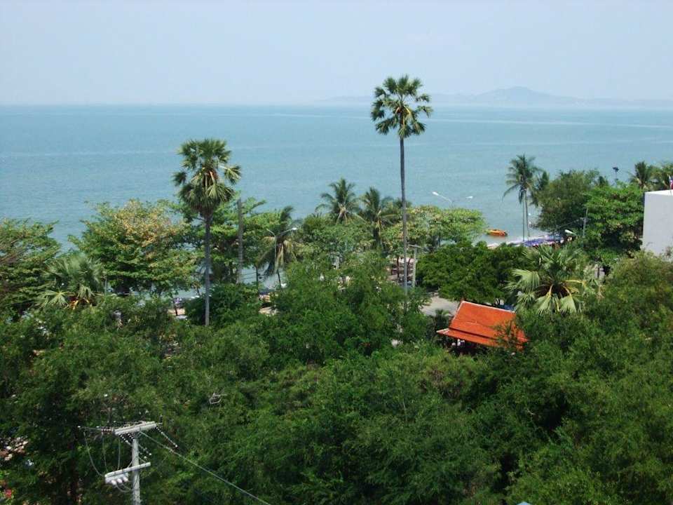 Ausblick vom Meerblickzimmer Hotel Grand Jomtien Palace