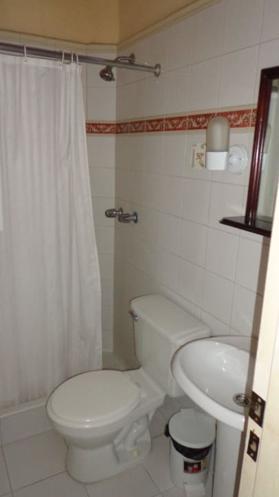 Dusche & WC Hotel Camagüey Colón