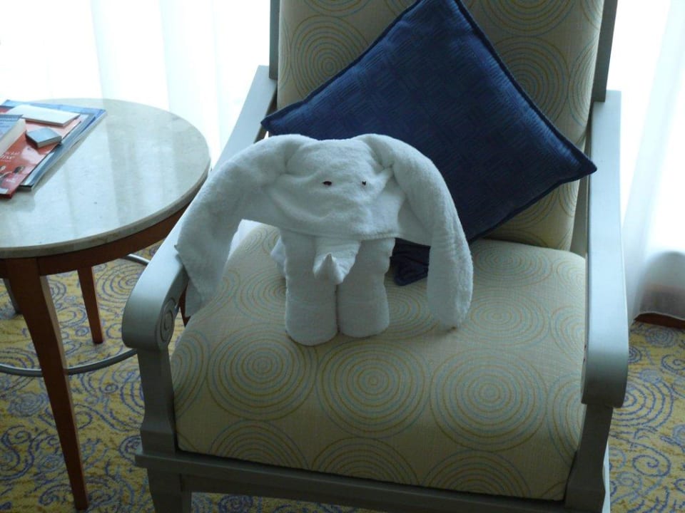 Der Handtuchelefant Hotel Le Meridien Al Aqah Beach Resort