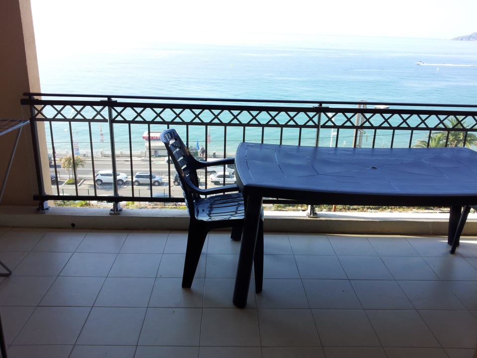 Balkon (Blick aus dem Wohnraum) Pierre & Vacances Residence Cannes Beach