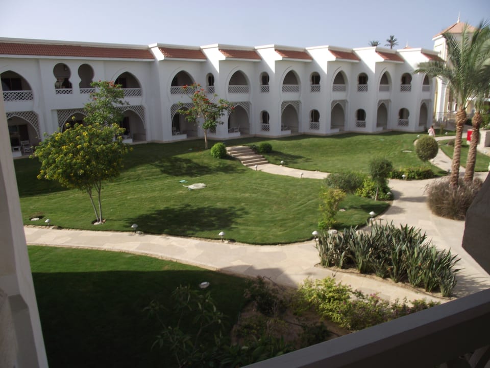 Nach links Old Palace Resort Sahl Hasheesh