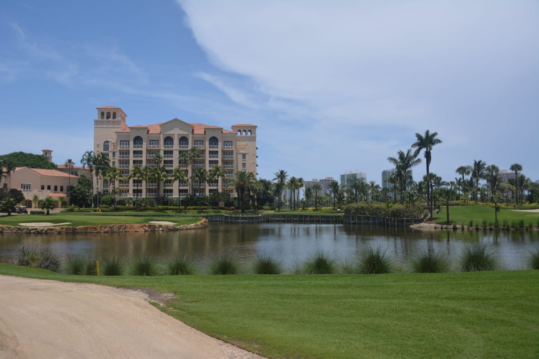 Souffer Course im Hintergrund Hotel JW Marriott Miami Turnberry Resort & Spa