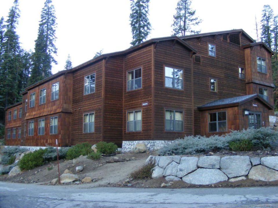 Hotelgebäude Sequoia Hotel Wuksachi Village & Lodge