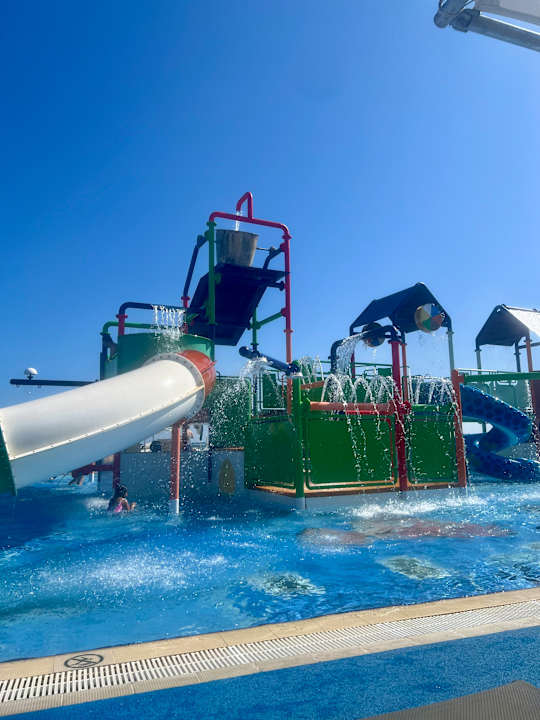 Pool Papillon Belvil
