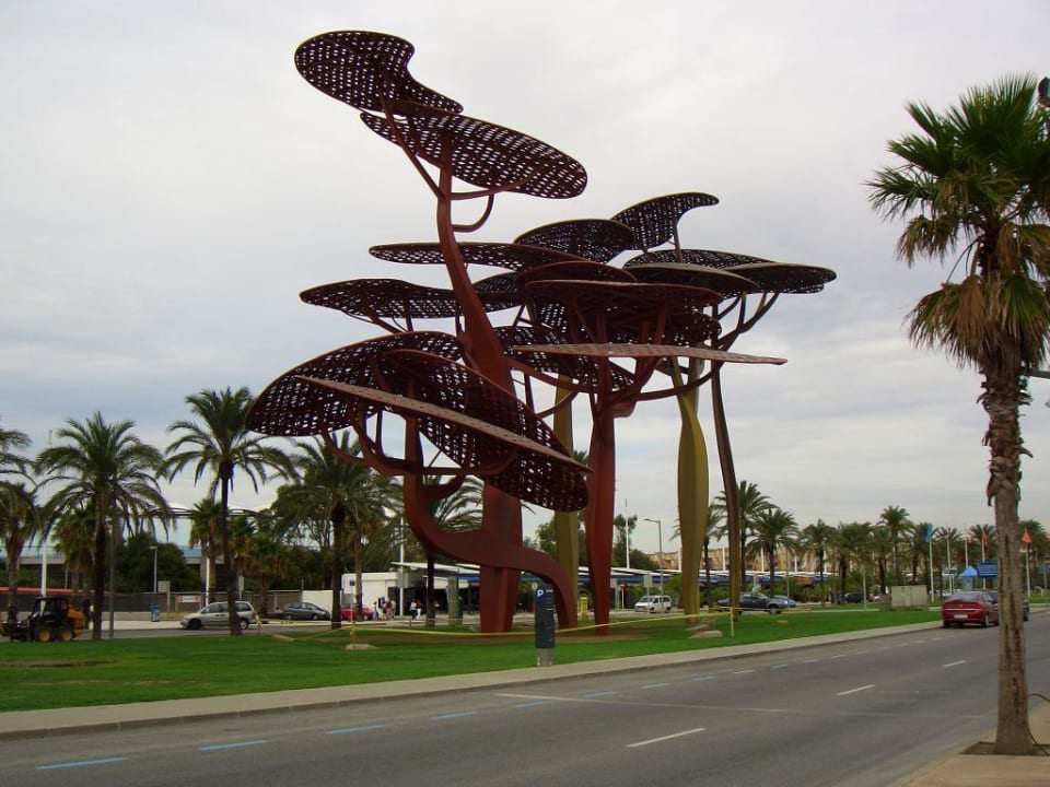 Paseo Estival Park Silmar