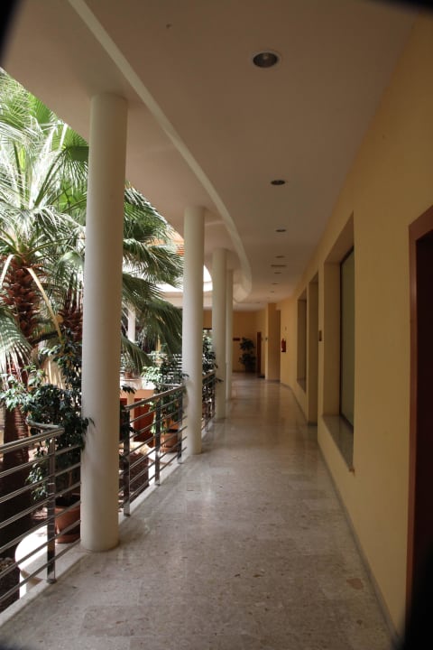 Innenhof allsun App.-Hotel Orient Beach