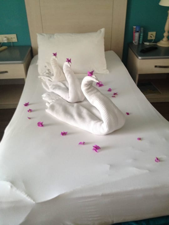 Zimmerservice  Club Turtas Beach Hotel