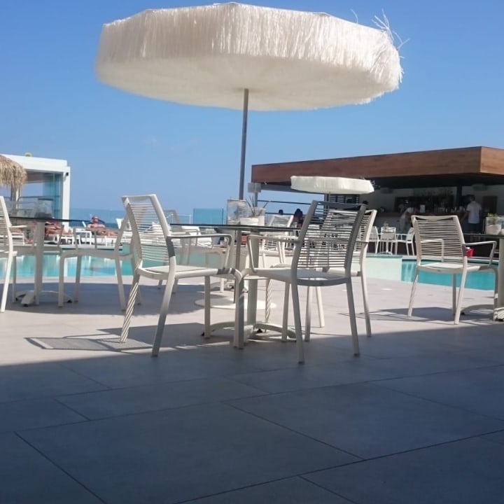 Gastro Enorme Ammos Beach Resort