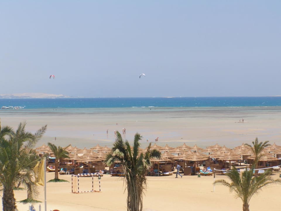 Вид из балкона Titanic Beach Spa & Aqua Park