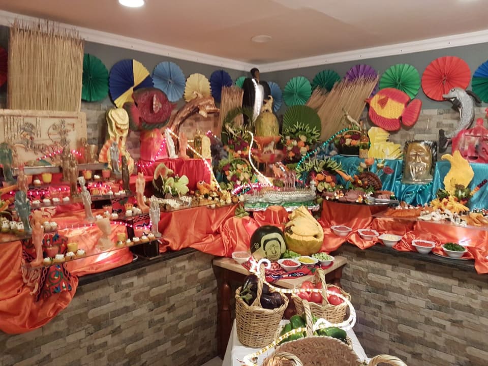 Gastro AMC Royal Hotel & SPA