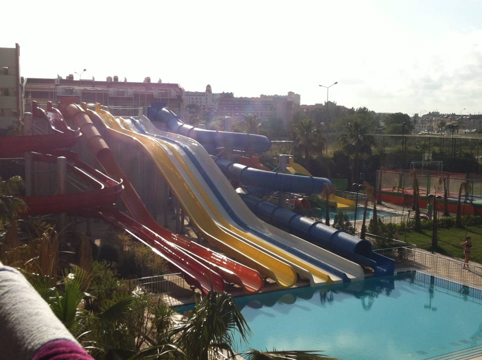 Die großen Rutschen Hane Family Resort